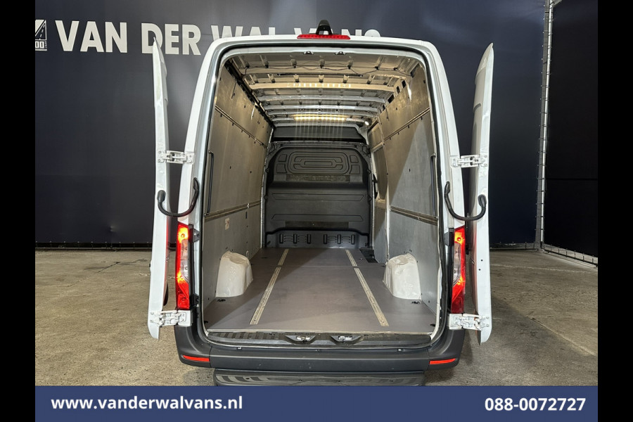 Mercedes-Benz Sprinter 316 CDI 164pk L3H2 Euro6 Airco | 360 graden Camera | Navigatie | Cruisecontrol | Chauffeursstoel Parkeersensoren, Stoelverwarming, Bijrijdersbank