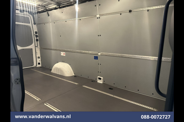 Mercedes-Benz Sprinter 316 CDI 164pk L3H2 Euro6 Airco | 360 graden Camera | Navigatie | Cruisecontrol | Chauffeursstoel Parkeersensoren, Stoelverwarming, Bijrijdersbank
