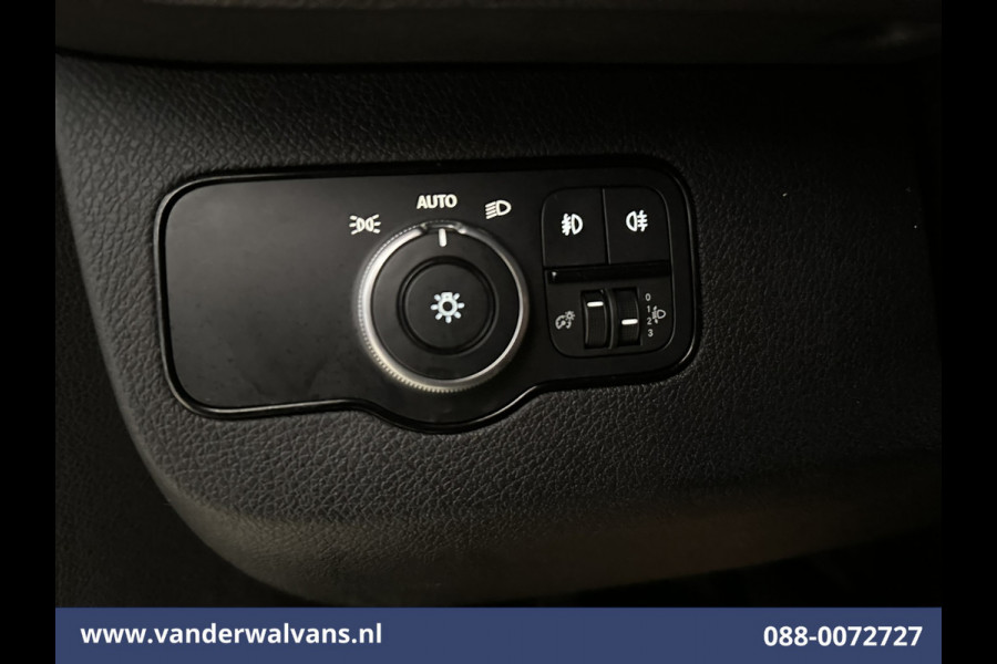Mercedes-Benz Sprinter 316 CDI 164pk L3H2 Euro6 Airco | 360 graden Camera | Navigatie | Cruisecontrol | Chauffeursstoel Parkeersensoren, Stoelverwarming, Bijrijdersbank