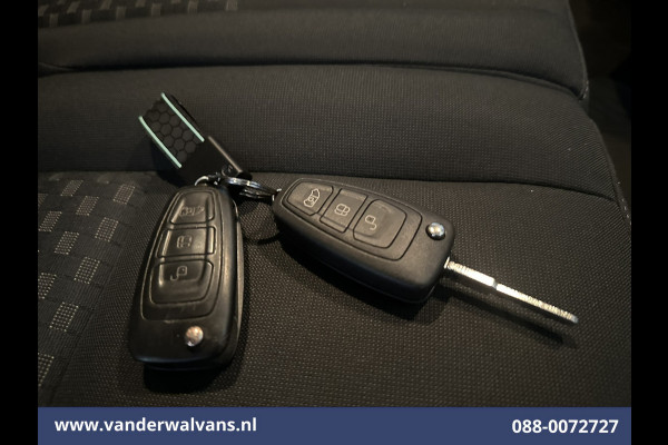 Ford Transit Custom 2.0 TDCI L2H1 Euro6 Airco | Camera | Cruisecontrol | Navigatie | Stoelverwarming Parkeersensoren, LED, Bijrijdersbank, 2800kg trekvermogen