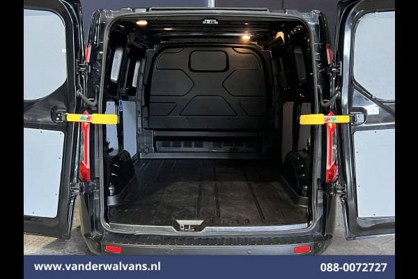 Ford Transit Custom 2.0 TDCI L1H1 Euro6 Airco | Camera | Navigatie | LED | Cruisecontrol | Leder Parkeersensoren, Stoelverwarming, Verwarmde voorruit, Bijrijdersbank, 2350kg trekvermogen