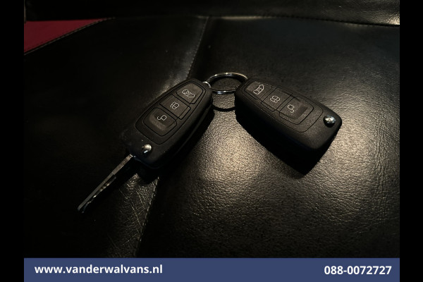 Ford Transit Custom 2.0 TDCI L1H1 Euro6 Airco | Camera | Navigatie | LED | Cruisecontrol | Leder Parkeersensoren, Stoelverwarming, Verwarmde voorruit, Bijrijdersbank, 2350kg trekvermogen