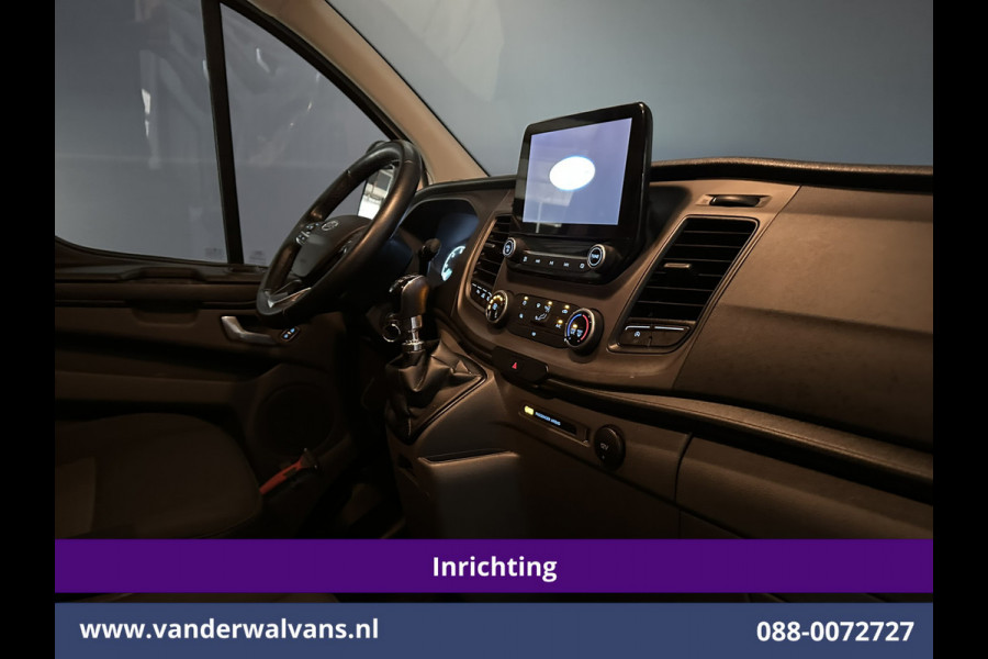 Ford Transit Custom 2.0 TDCI 130pk L2H1 Inrichting Euro6 Airco | Camera | LED | Apple Carplay | Android Auto | 2800kg Trekhaak Cruisecontrol, Parkeersensoren, Verwarmde voorruit, Bijrijdersbank