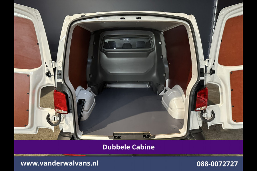 Volkswagen Transporter 2.0 TDI L2H1 Dubbele Cabine Euro6 Airco | 5-Zits | Navigatie | Trekhaak | Apple Carplay Android Auto, Cruisecontrol, Parkeersensoren
