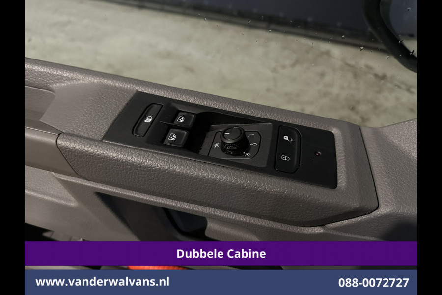 Volkswagen Transporter 2.0 TDI L2H1 Dubbele Cabine Euro6 Airco | 5-Zits | Navigatie | Trekhaak | Apple Carplay Android Auto, Cruisecontrol, Parkeersensoren