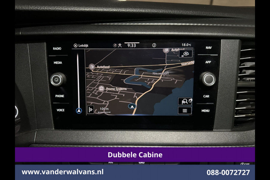 Volkswagen Transporter 2.0 TDI L2H1 Dubbele Cabine Euro6 Airco | 5-Zits | Navigatie | Trekhaak | Apple Carplay Android Auto, Cruisecontrol, Parkeersensoren