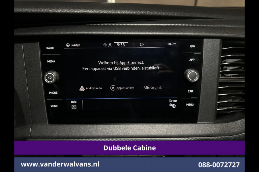 Volkswagen Transporter 2.0 TDI L2H1 Dubbele Cabine Euro6 Airco | 5-Zits | Navigatie | Trekhaak | Apple Carplay Android Auto, Cruisecontrol, Parkeersensoren