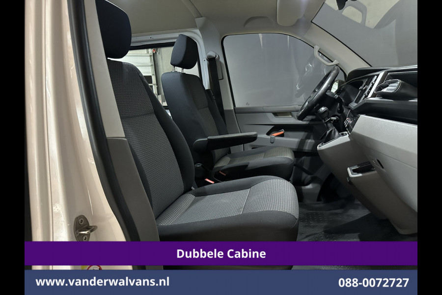 Volkswagen Transporter 2.0 TDI L2H1 Dubbele Cabine Euro6 Airco | 5-Zits | Navigatie | Trekhaak | Apple Carplay Android Auto, Cruisecontrol, Parkeersensoren