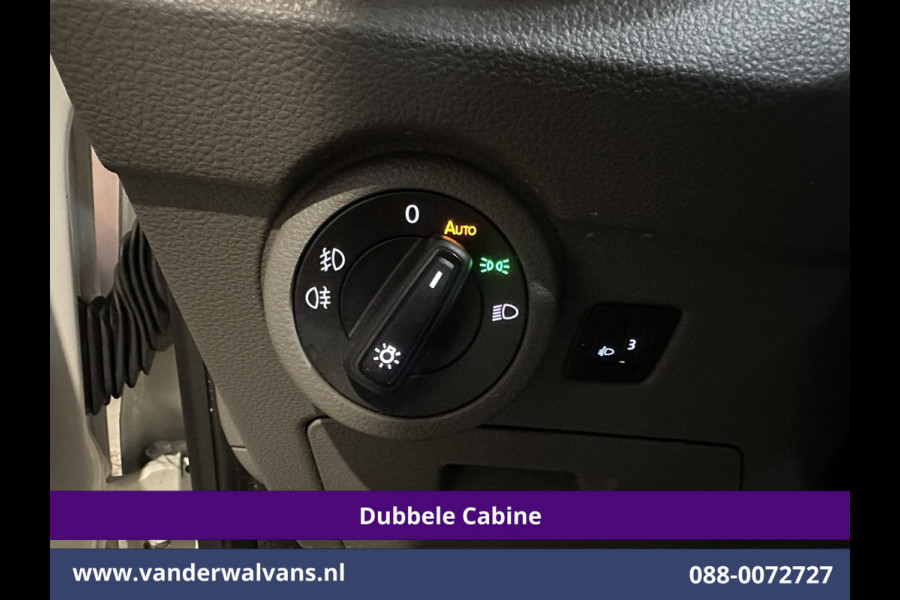 Volkswagen Transporter 2.0 TDI L2H1 Dubbele Cabine Euro6 Airco | 5-Zits | Navigatie | Trekhaak | Apple Carplay Android Auto, Cruisecontrol, Parkeersensoren