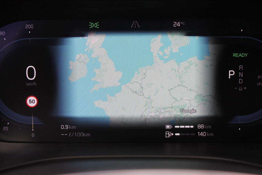 Volvo XC60 T6 350PK Long Range Plug-in hybrid AWD Plus Bright Panoramisch schuif-kanteldak / Google infotainment / Lederen bekleding / Parkeersensoren voor en achter met parkeercamera / Road Sign information / Cruise Control