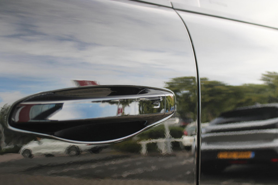 Citroën C5 X 1.6 PHEV 225PK SHINE PACK | PANORAMISCH SCHUIF / KANTELDAK | ELEKTRISCHE VOORSTOELEN MET GEHEUGEN | VOORSTOEL VENTILATIE | VOORSTOEL VERWARMING | VOORSTOELEN MET MASSAGE FUNCTIE | LEDEREN BEKLEDING | STUUR VERWARMING | DRAADLOOS APPLE CARPLAY / ANDROID AUTO | 360° CAMERA | KEYLESS ENTRY / START | 19"LICHTMETALEN VELGEN | ELEKTRISCH BEDIENBARE ACHTERKLEP MET HANDSFREE FUNCTIE | HEADUP DISPLAY |