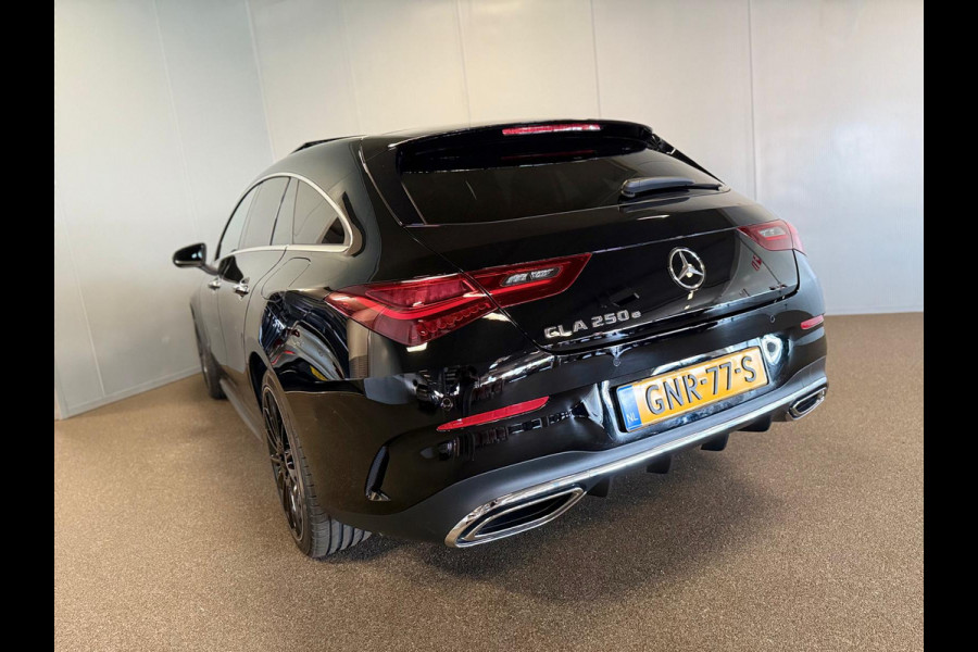 Mercedes-Benz CLA-Klasse Shooting Brake 250e Hybrid AMG Styling-PANORAMA-CAMERA-TREKHAAK-SFEER-COMPLEET