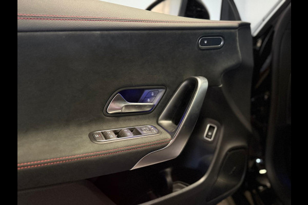Mercedes-Benz CLA-Klasse Shooting Brake 250e Hybrid AMG Styling-PANORAMA-CAMERA-TREKHAAK-SFEER-COMPLEET