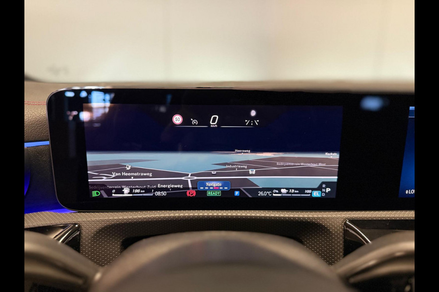 Mercedes-Benz CLA-Klasse Shooting Brake 250e Hybrid AMG Styling-PANORAMA-CAMERA-TREKHAAK-SFEER-COMPLEET