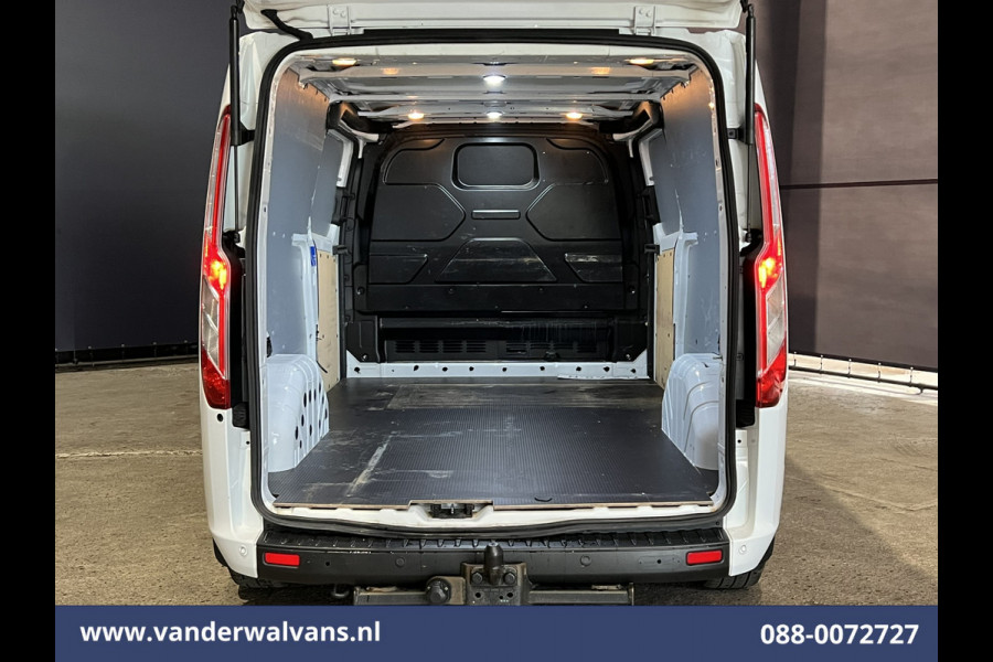 Ford Transit Custom 2.0 TDCI 130pk L2H1 Euro6 Airco | 2x zijdeur | Camera | Navigatie | LED | Cruisecontrol | 2800kg Trekhaak Apple, Carplay, Android Auto, Parkeersensoren, Bijrijdersbank, Achterklep