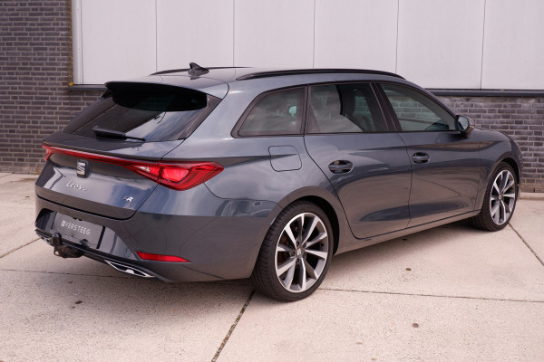 Seat Leon Sportstourer 1.5 eTSI FR | Elek. Trekhaak | Sfeerverl. | LED | Navi | Carplay | Keyless | Adap. Cruise