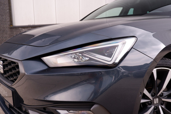 Seat Leon Sportstourer 1.5 eTSI FR | Elek. Trekhaak | Sfeerverl. | LED | Navi | Carplay | Keyless | Adap. Cruise