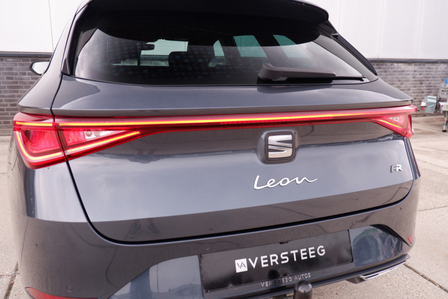 Seat Leon Sportstourer 1.5 eTSI FR | Elek. Trekhaak | Sfeerverl. | LED | Navi | Carplay | Keyless | Adap. Cruise