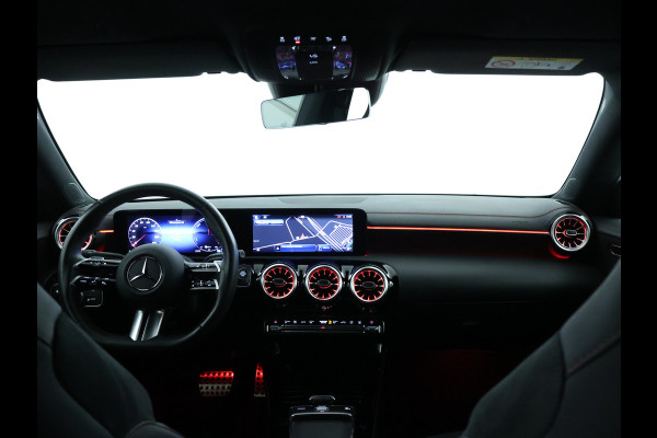 Mercedes-Benz CLA-Klasse 250 e Star Edition AMG Plug-In Hybride AMG Line | achteruitrijcamera |  Night Pakket | Sfeerverlichting | Night-Pakket | Inclusief 24 maanden MB Certified garantie voor Europa.