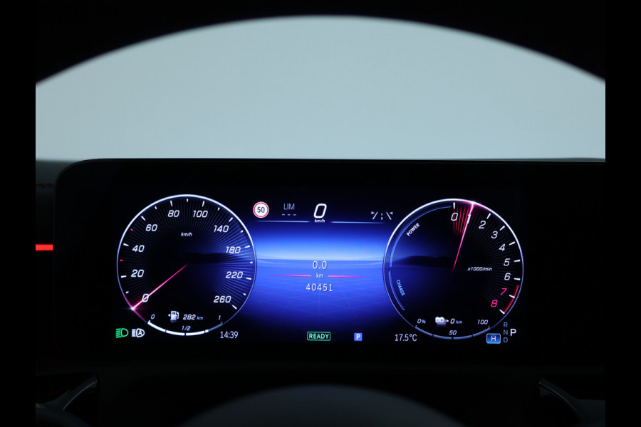 Mercedes-Benz CLA-Klasse 250 e Star Edition AMG Plug-In Hybride AMG Line | achteruitrijcamera |  Night Pakket | Sfeerverlichting | Night-Pakket | Inclusief 24 maanden MB Certified garantie voor Europa.