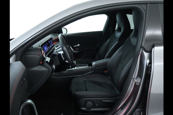 Mercedes-Benz CLA-Klasse 250 e Star Edition AMG Plug-In Hybride AMG Line | achteruitrijcamera |  Night Pakket | Sfeerverlichting | Night-Pakket | Inclusief 24 maanden MB Certified garantie voor Europa.