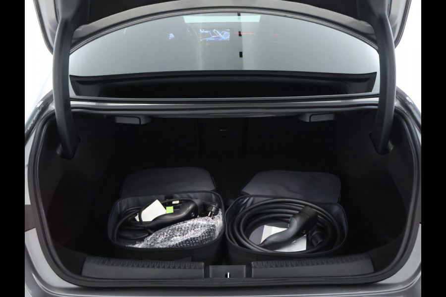 Mercedes-Benz CLA-Klasse 250 e Star Edition AMG Plug-In Hybride AMG Line | achteruitrijcamera |  Night Pakket | Sfeerverlichting | Night-Pakket | Inclusief 24 maanden MB Certified garantie voor Europa.