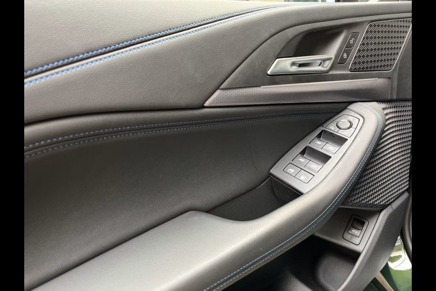 BMW 2 Serie Active Tourer 230e xDrive M-SPORT ** LED, NAVI+, LEDER/ALC, PANORAMA, HuD, PRIVACY, 18-inch LMV - Ex BMW-AG - UNFALLFREI ** ** INFORMEER OOK NAAR ONZE AANTREKKELIJKE FINANCIAL-LEASE TARIEVEN **