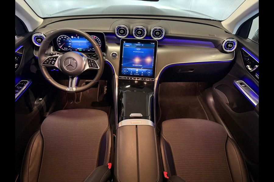 Mercedes-Benz GLC 300e 4 Matic Avantgarde Advanced-DIGITAL LIGHT-MEMORY-DISTRONIC-COMPL.
