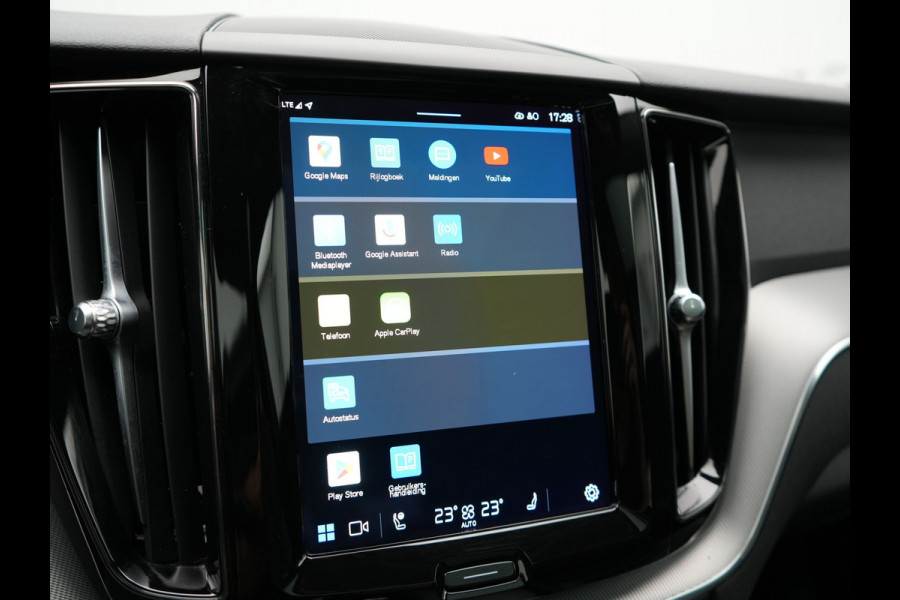 Volvo XC60 B4 R-Design Automaat 198pk Dealer O.H | Trekhaak Af Fabriek | Panodak | Camera | Lederen Sportstoelen Memory & Verwarmd | Cruise Control | Apple Carplay | Keyless | Google Assistant & Maps | Virtual | DAB |