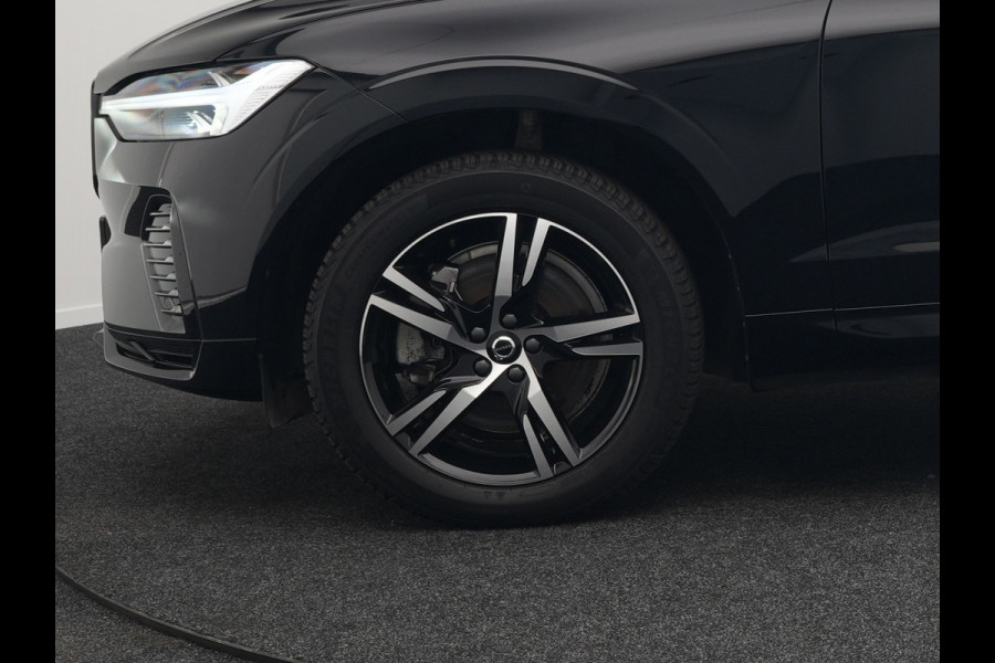 Volvo XC60 B4 R-Design Automaat 198pk Dealer O.H | Trekhaak Af Fabriek | Panodak | Camera | Lederen Sportstoelen Memory & Verwarmd | Cruise Control | Apple Carplay | Keyless | Google Assistant & Maps | Virtual | DAB |