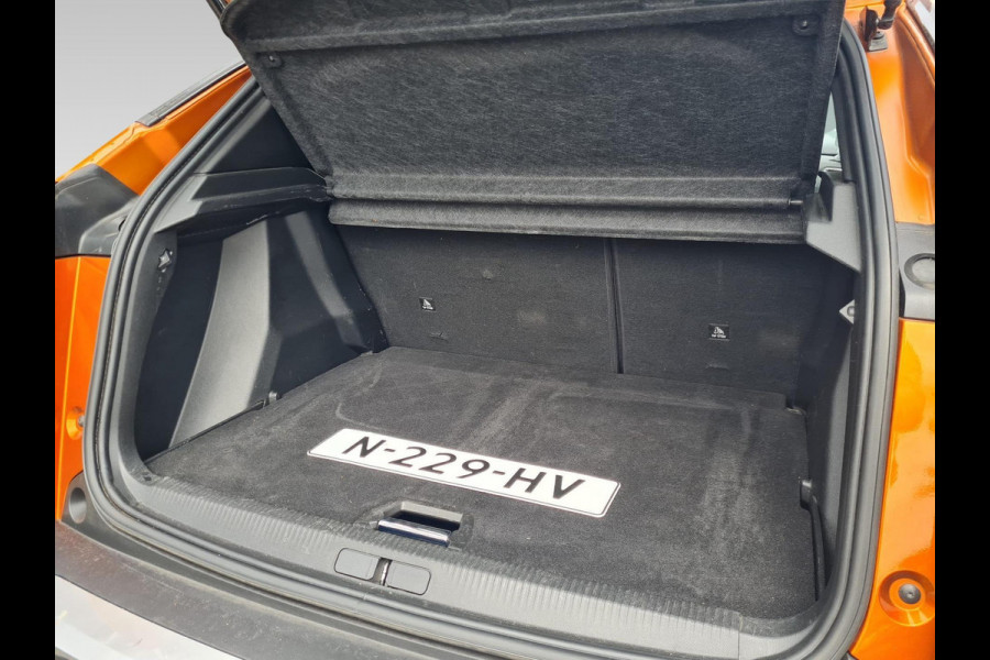 Peugeot 2008 1.2 PureTech Active Pack | Trekhaak | Automaat |