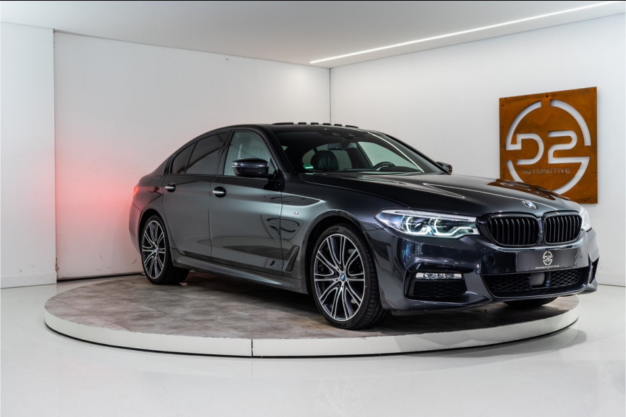 BMW 5 Serie 530i xDrive High Executive M-Sport 252PK | Harman/Kardon | Pano | LED | Sfeer | Massage | VOL! 12 MND Garantie