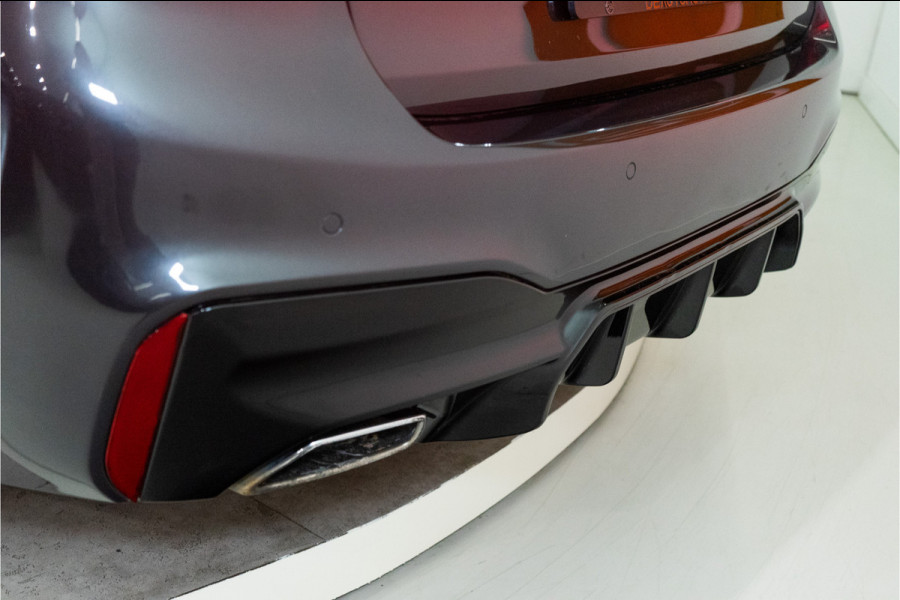 BMW 5 Serie 530i xDrive High Executive M-Sport 252PK | Harman/Kardon | Pano | LED | Sfeer | Massage | VOL! 12 MND Garantie