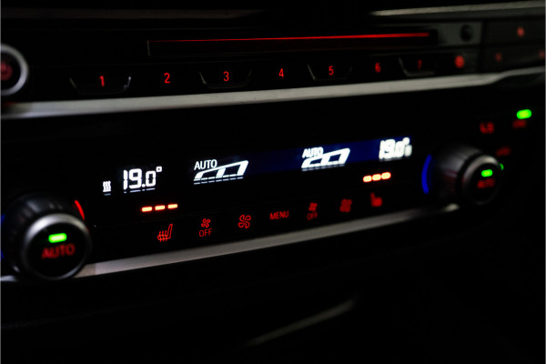 BMW 5 Serie 530i xDrive High Executive M-Sport 252PK | Harman/Kardon | Pano | LED | Sfeer | Massage | VOL! 12 MND Garantie