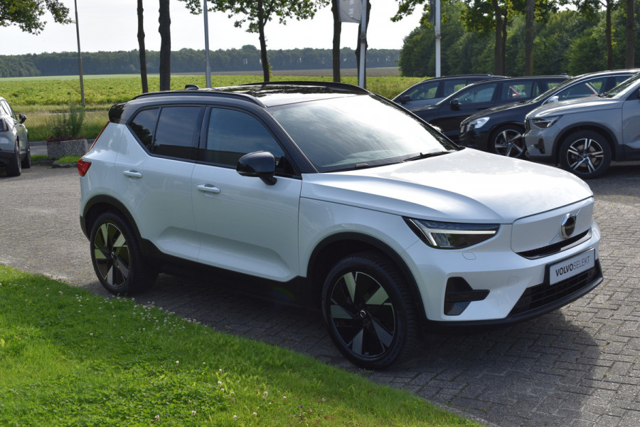 Volvo XC40 Single Motor Extened Range Plus 82 kWh | Camera | ACC | Blis | Stoel/Stuurverwarming | Trekhaak
