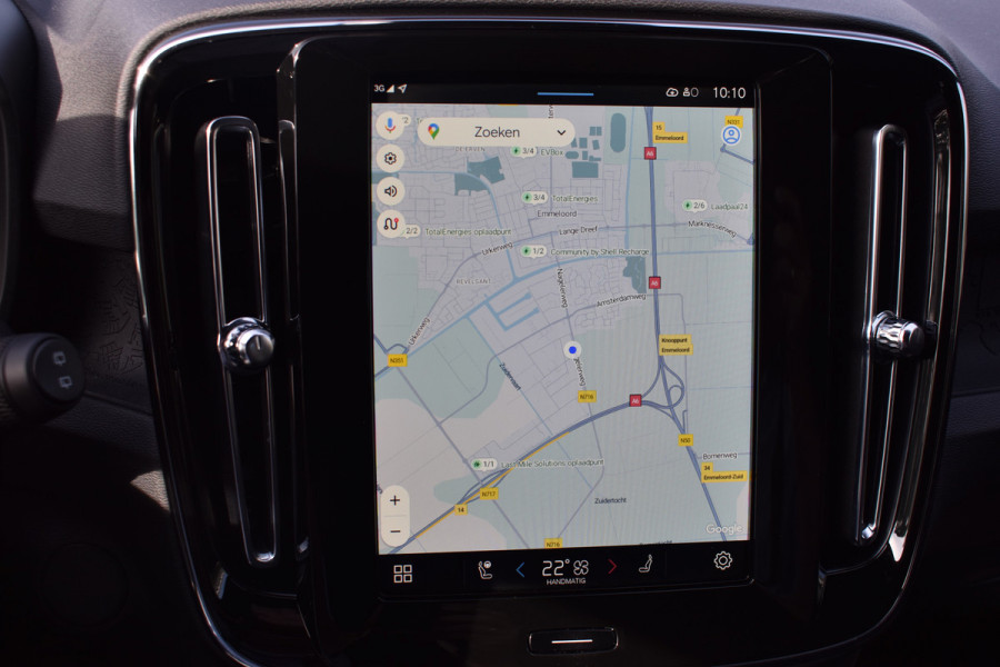 Volvo XC40 Single Motor Extened Range Plus 82 kWh | Camera | ACC | Blis | Stoel/Stuurverwarming | Trekhaak