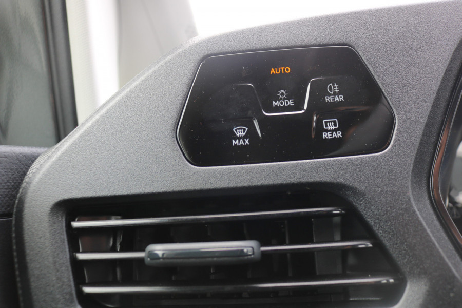 Volkswagen Caddy 2.0 TDI 120pk Automaat Black Line
