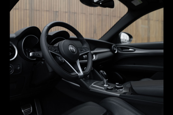 Alfa Romeo Stelvio 2.0T AWD 280pk Super | Veloce stoelen | Panoramadak | Carplay | 20''