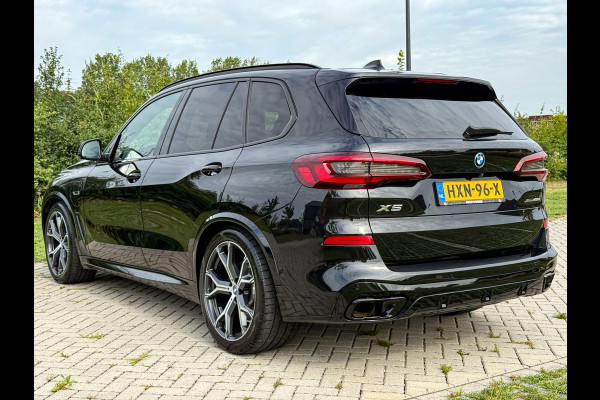 BMW X5 xDrive45e High Executive |M-Sport|Pano Sky Lounge|Soft Close|Luchtvering|Head-Up|Stoelverkoeling|Active Steering
