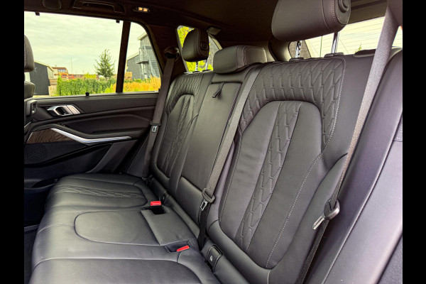 BMW X5 xDrive45e High Executive |M-Sport|Pano Sky Lounge|Soft Close|Luchtvering|Head-Up|Stoelverkoeling|Active Steering