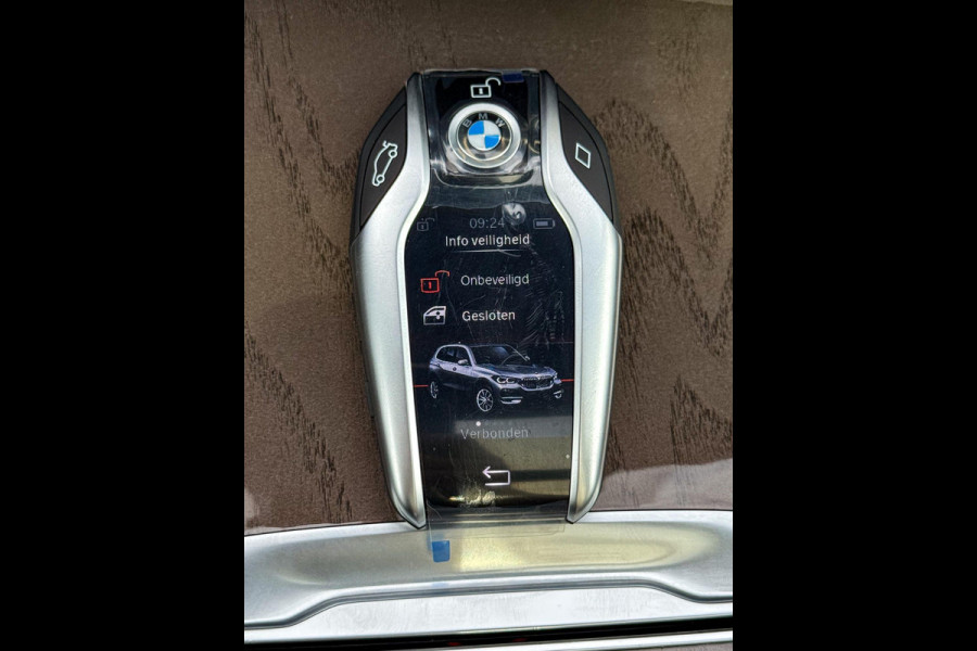 BMW X5 xDrive45e High Executive |M-Sport|Pano Sky Lounge|Soft Close|Luchtvering|Head-Up|Stoelverkoeling|Active Steering