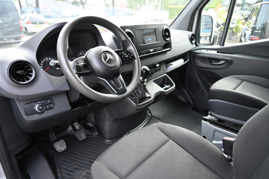 Mercedes-Benz Sprinter 316 CDI L2H1 MBUX met navigatie en camera, Trekhaak, Standkachel