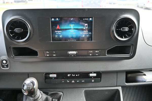Mercedes-Benz Sprinter 316 CDI L2H1 MBUX met navigatie en camera, Trekhaak, Standkachel