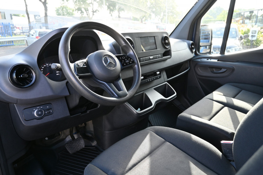 Mercedes-Benz Sprinter 316 CDI L2H2 3500 KG trekhaak, MBUX met navigatie en camera, Standkachel