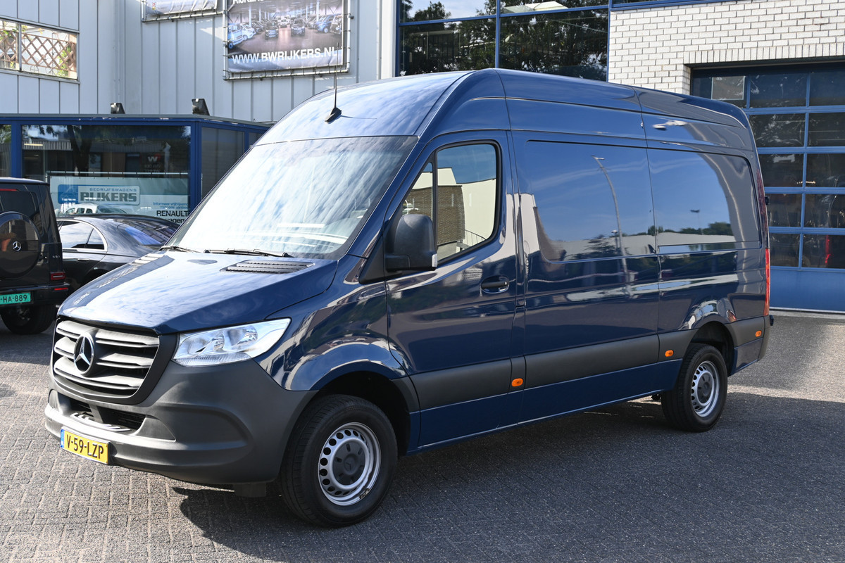 Mercedes-Benz Sprinter 316 CDI L2H2 3500 KG trekhaak, MBUX met navigatie en camera, Standkachel