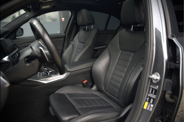 BMW 3-serie 330e High Executive M Sport | M Performance | Panoramadak  | 360° Camera | Assisted Driving | Head Up Display | Stoelverwarming | Stuurverwarming | Apple Carplay | Navigatie | Adaptive Cruise Control | Ambiance Verlicht