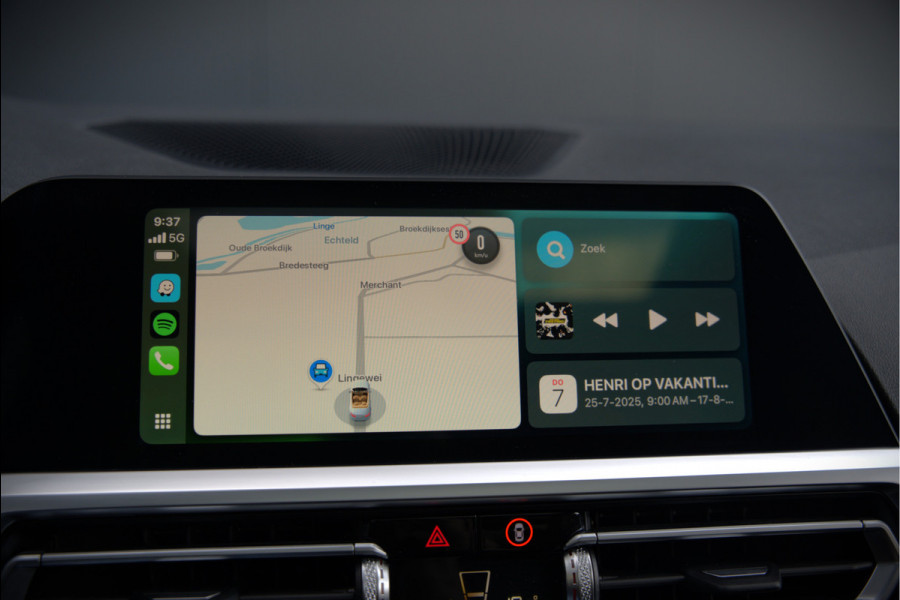 BMW 3-serie 330e High Executive M Sport | M Performance | Panoramadak  | 360° Camera | Assisted Driving | Head Up Display | Stoelverwarming | Stuurverwarming | Apple Carplay | Navigatie | Adaptive Cruise Control | Ambiance Verlicht