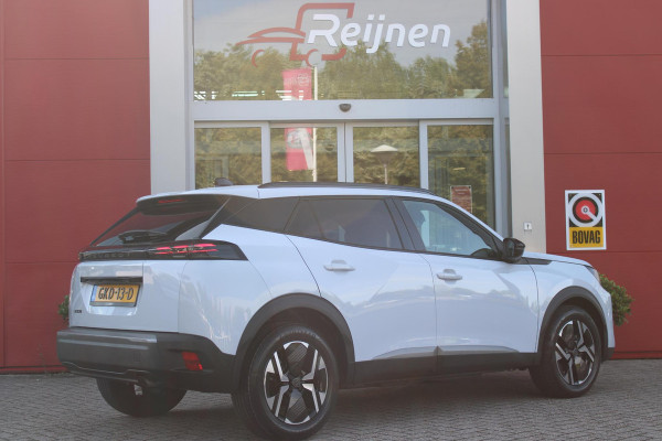 Peugeot 2008 1.2 100PK ALLURE | DRAADLOZE APPLE CARPLAY/ANDROID | DRAADLOZE TELEFOONLADER | NAVIGATIE | ACHTERUITRIJ CAMERA | LICHTMETALEN VELGEN 17" | CLIMATE CONTROL | CRUISE CONTROL | LED KOPLAMPEN |