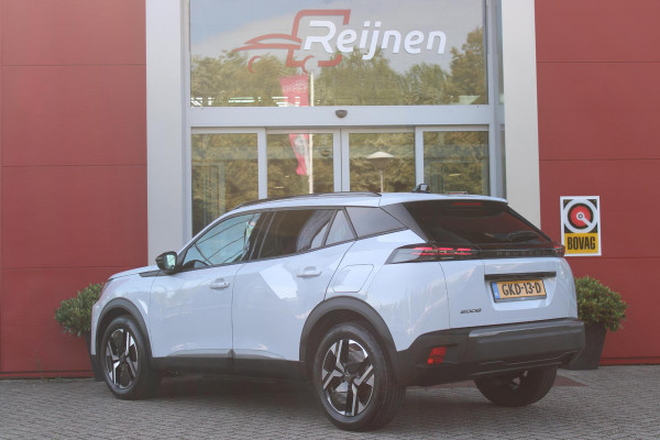 Peugeot 2008 1.2 100PK ALLURE | DRAADLOZE APPLE CARPLAY/ANDROID | DRAADLOZE TELEFOONLADER | NAVIGATIE | ACHTERUITRIJ CAMERA | LICHTMETALEN VELGEN 17" | CLIMATE CONTROL | CRUISE CONTROL | LED KOPLAMPEN |