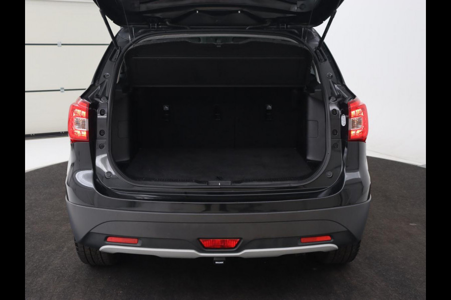 Suzuki S-Cross 1.0 Boosterjet Rhino | Automaat | Trekhaak | Stoelverwarming | Camera | Full LED | Navigatie | Climate control | Cruise control